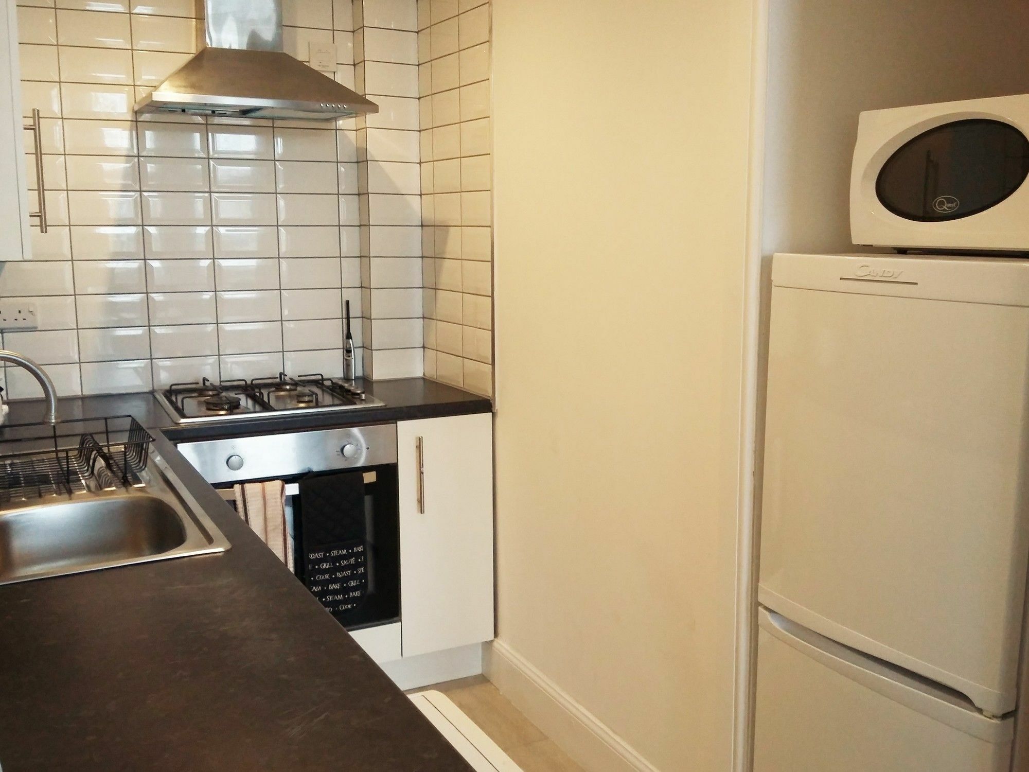 2 Bed Apartment Finnieston กลาสโกว์ ภายนอก รูปภาพ